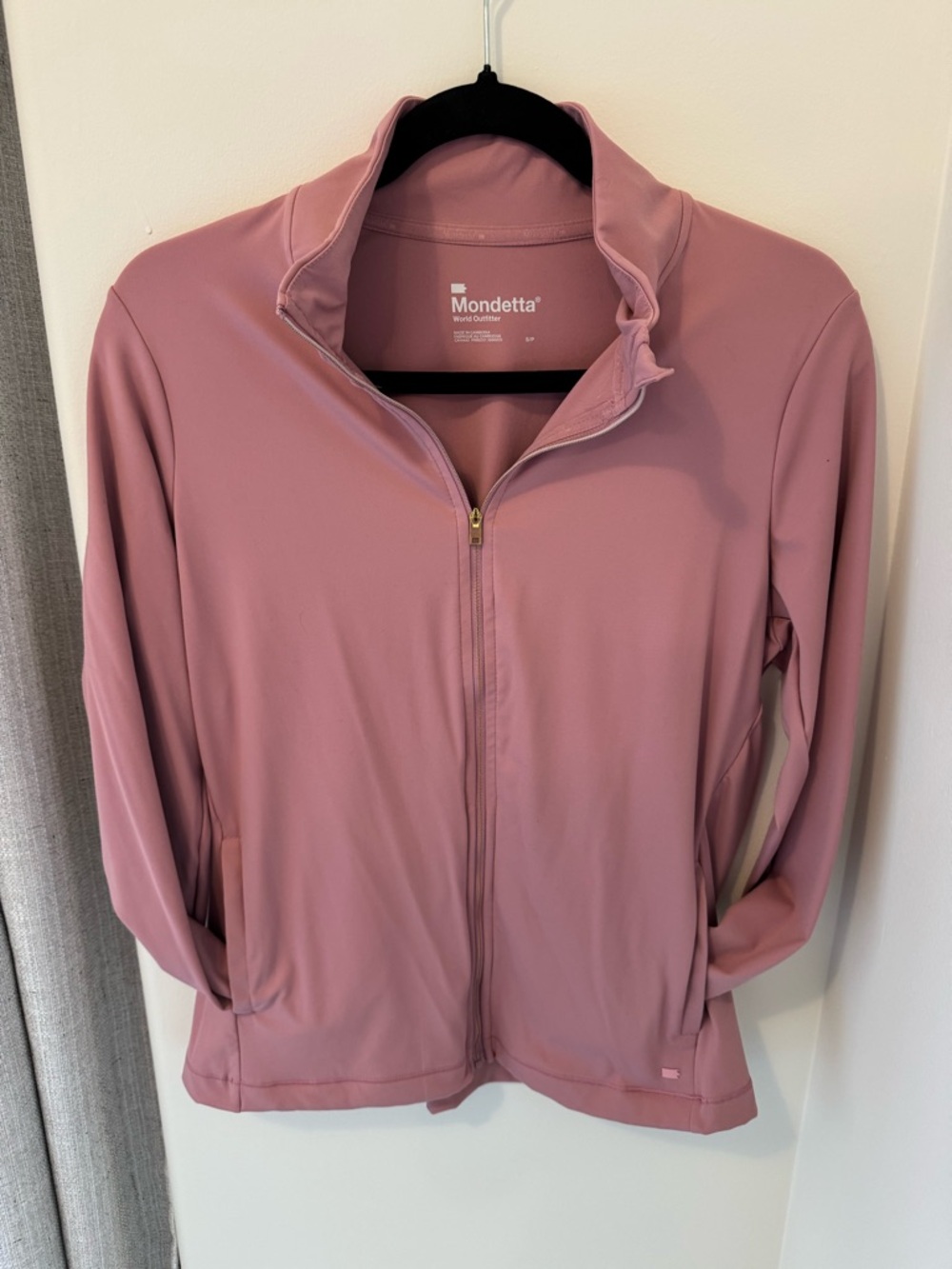 Mondetta Rose Pink Performance Top/full zip hoodie/jacket/sweater